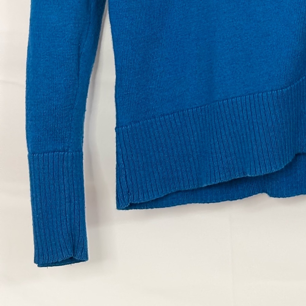 Cerulean Teal V-Neck Button Cardigan, New York & Company, US Sz XL - Picture 14 of 15